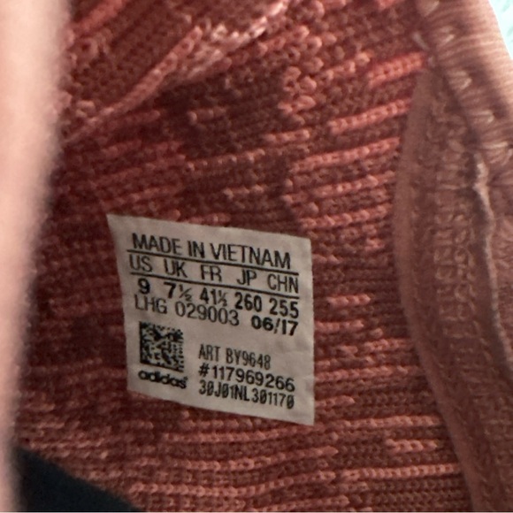 Adidas Nmd R1- Raw Pink - Picture 7 of 7